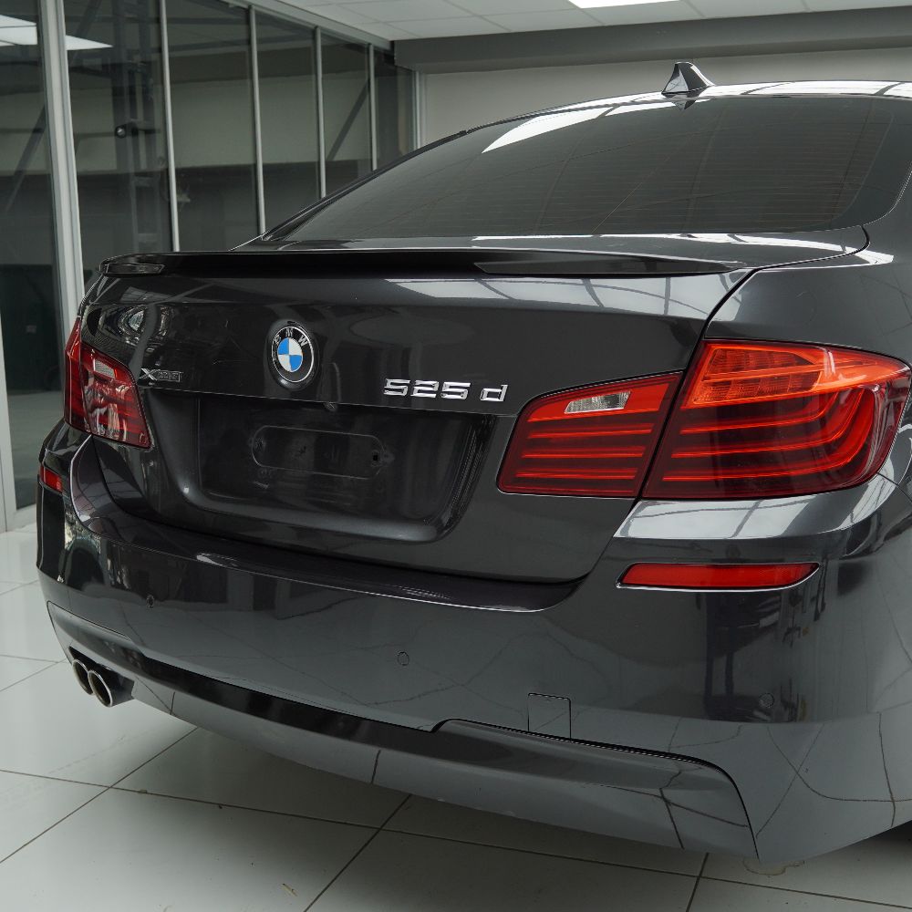 BMW F10 KASA KODLU 2011 2012 2013 2014 2015 2016 MODEL YILLARINDA ÜRETİLEN 5 SERİSİ ARAÇLAR İÇİN UYUMLU BAGAJ SPOİLER